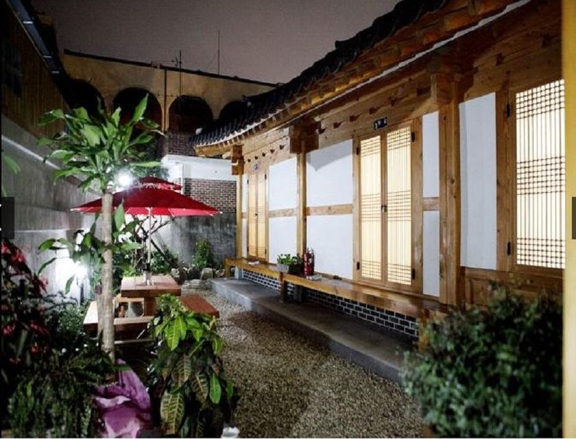 Heungbuga Hanok Jeonju Exterior photo